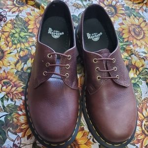 NWOT Doc Martens 1461 Brown Pebbled Leather